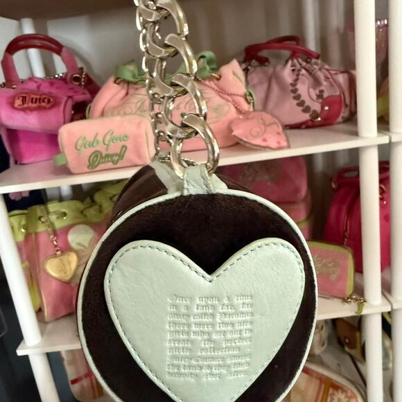 SOLD Y2K Vintage “I Love Juicy “ Brown Barrel Bag - Picture 4 of 8